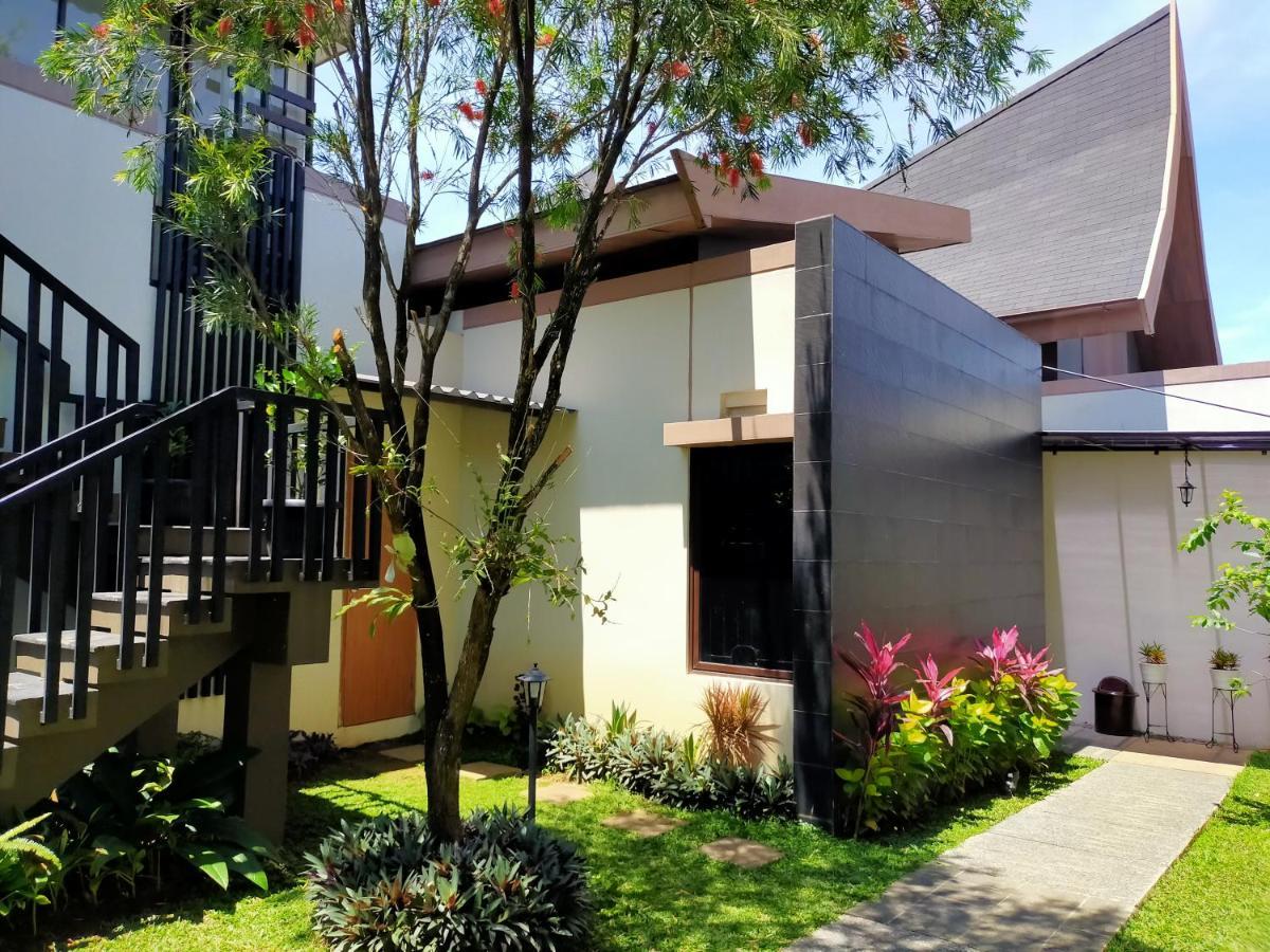 Vimala Hill Villa And Resort - 3 Bedrooms Bogor Extérieur photo