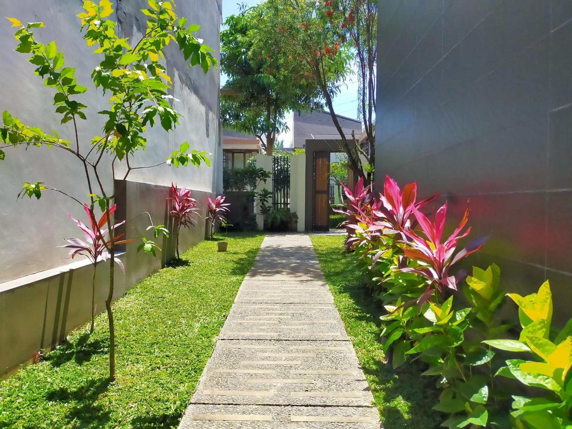 Vimala Hill Villa And Resort - 3 Bedrooms Bogor Extérieur photo