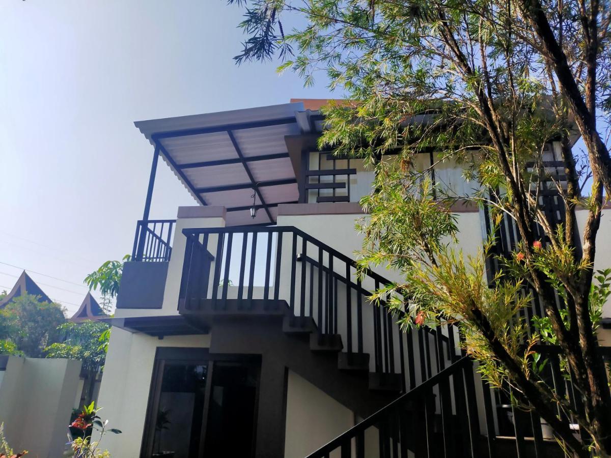 Vimala Hill Villa And Resort - 3 Bedrooms Bogor Extérieur photo